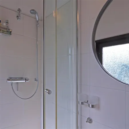 In Mielinghausen Near Area * Reiste