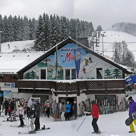 In Mielinghausen Near Area * Reiste